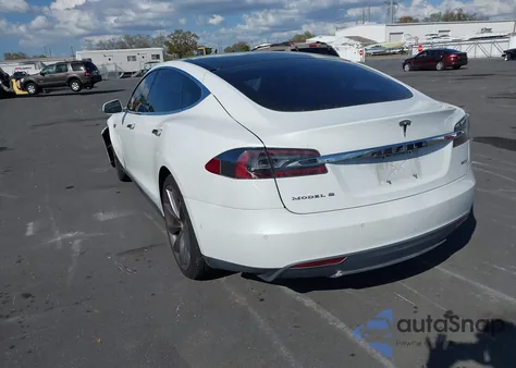 2015 Tesla Model S 70D/85D/P85D from USA, damaged, VIN 5YJSA1E29FF118290